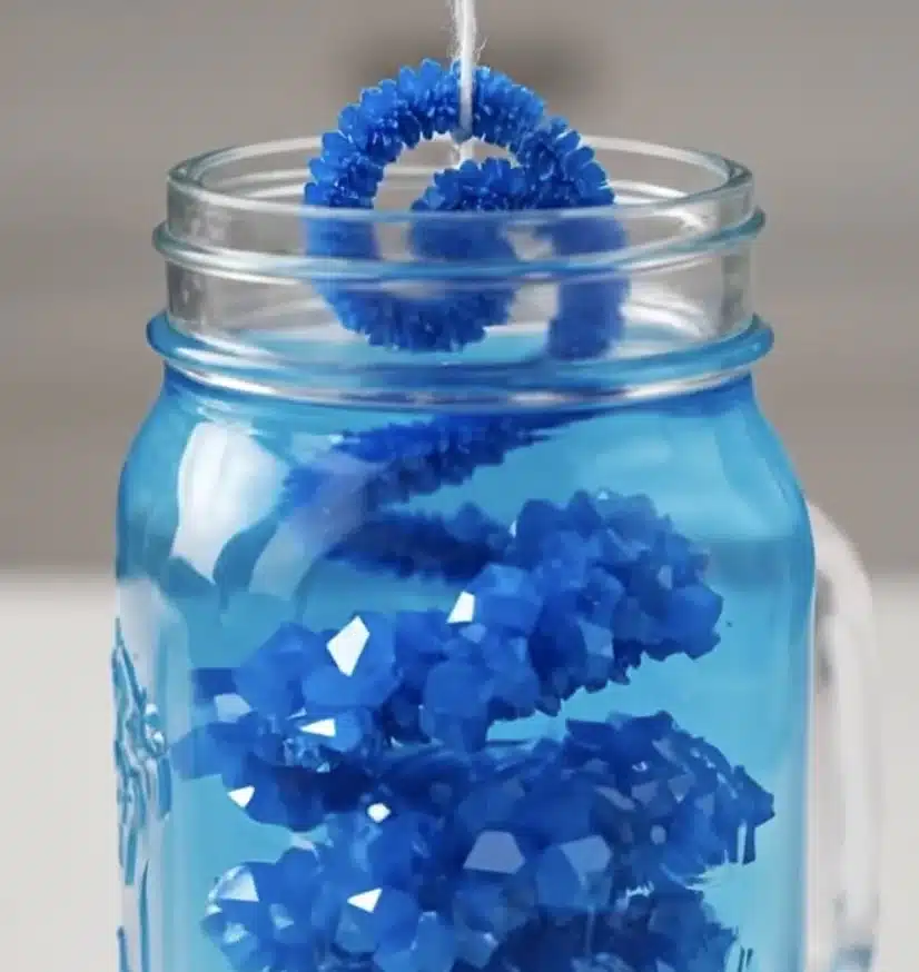 Baking Soda and Vinegar Reaction 🌟