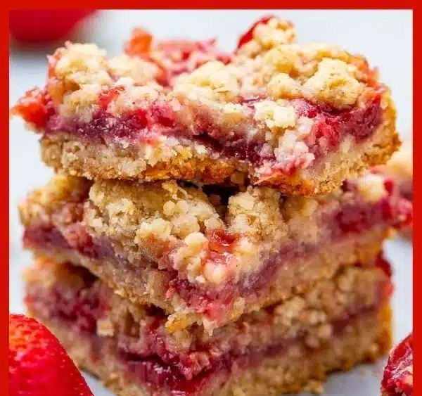 Strawberry Oatmeal Crumble Bars