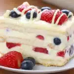 Delicious no-bake summer desserts including icebox cakes and cheesecakes.